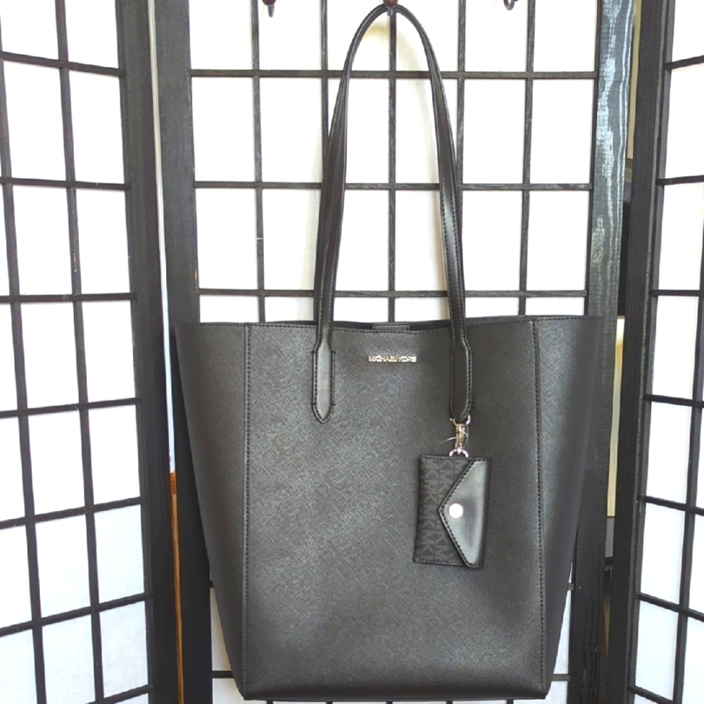 Michael Kors Vincent Large Leather Tote With Card Wallet